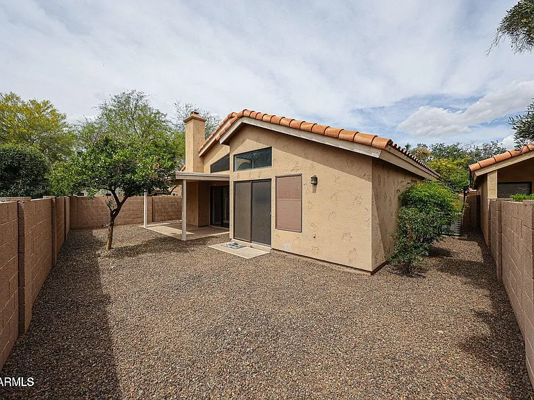 9429 E Camino Del Santo — Photo 27