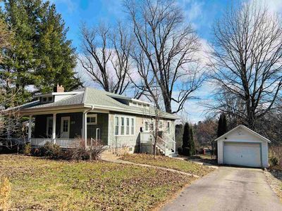 137 N Stewart Ave, Freeport, IL, 61032