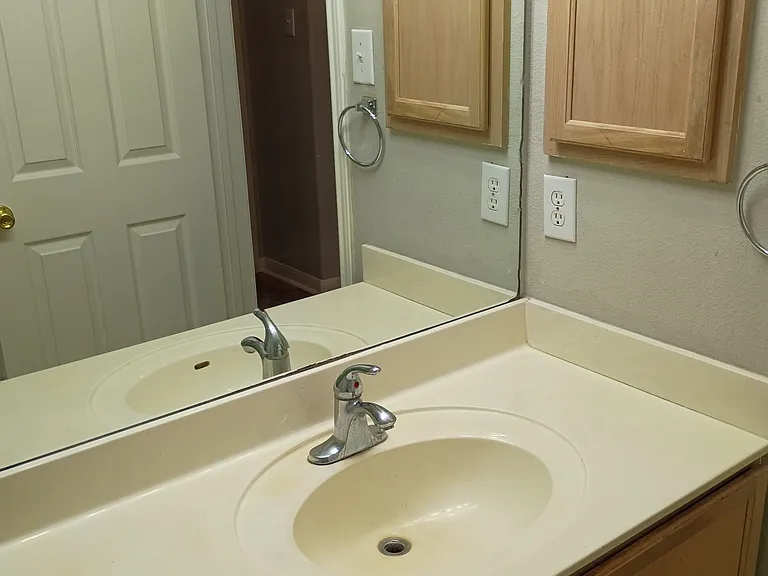 hall bath vanity