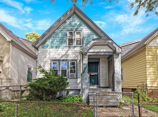 2350 North 18th STREET, Milwaukee, WI 53206