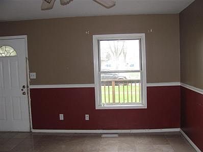 3rd image of 283 N Quincy Ave