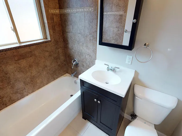 3658 N Clay St — Photo 8