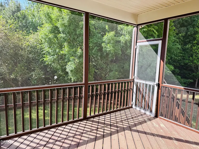 3913 Wedonia Dr — Photo 12