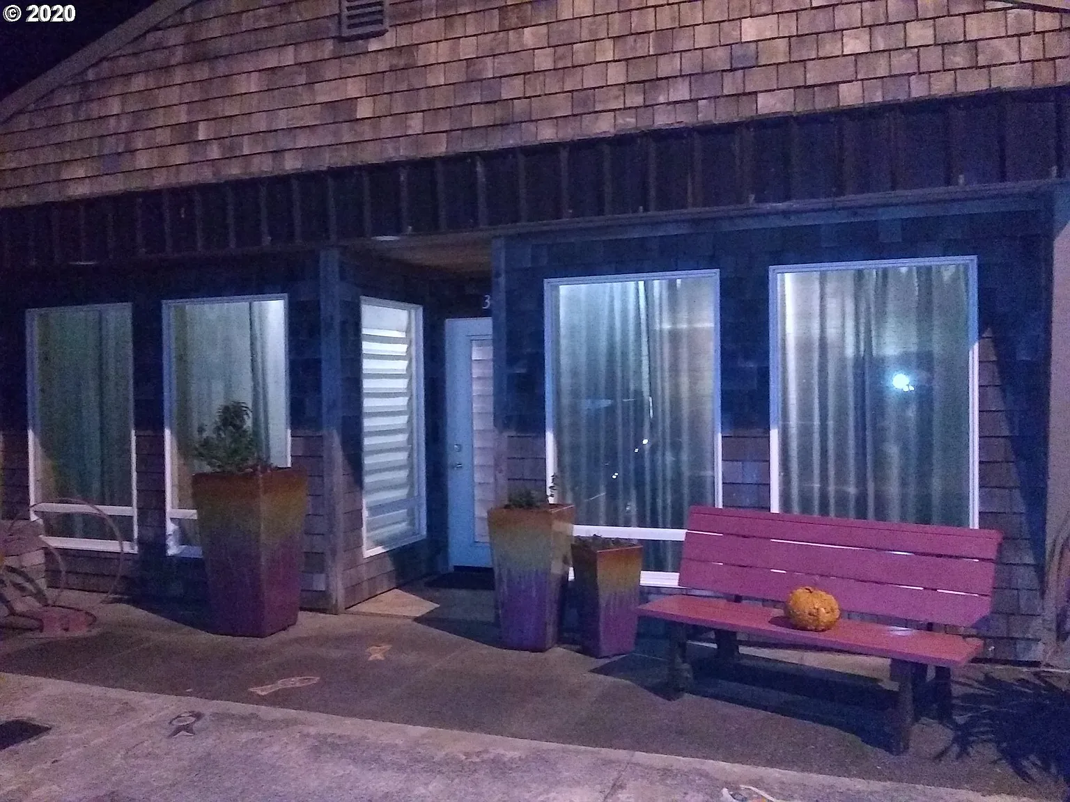 343 6th St photo 1
