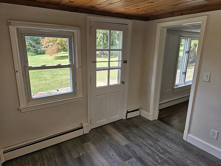 School House Ln — Photo 10