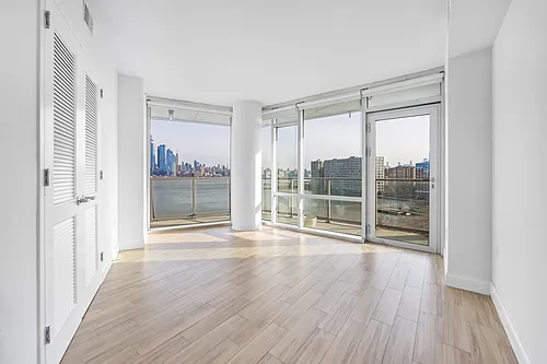 1701 Park Ave #1012 Photo 1