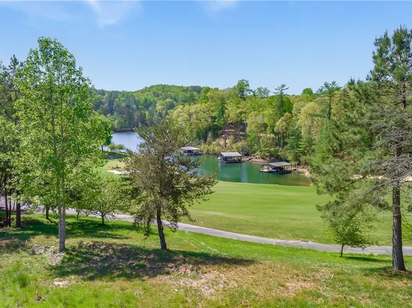 249 Long Cove Ct, Sunset, SC 29685