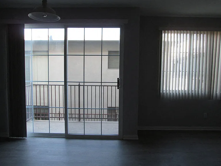 10133 Tabor St — Photo 18