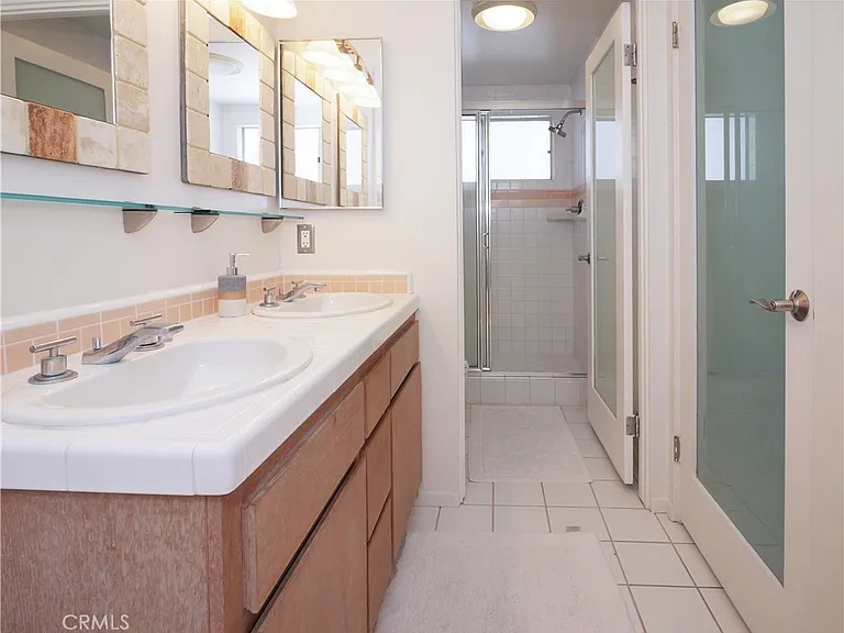 440 Marine Pl — Photo 35