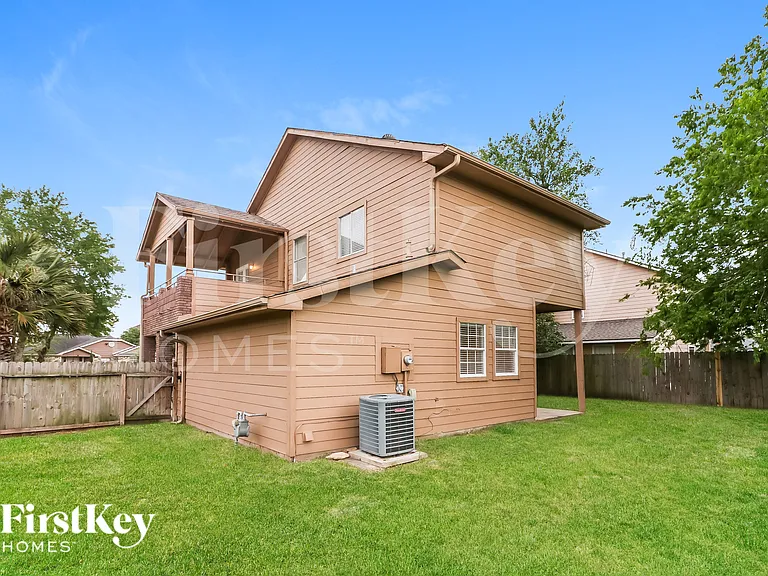 2106 Hazyknoll Ln — Photo 18