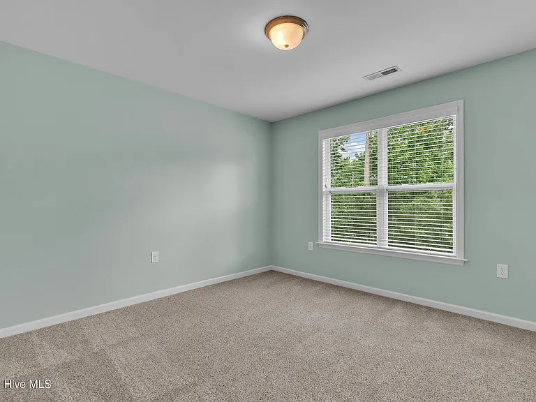 409 Sullivan Loop Rd — Photo 19