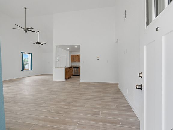 5th image of 1544 Rimrock Cove