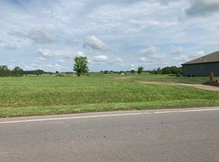 702 Salem Rd, Excelsior Springs, MO 64024