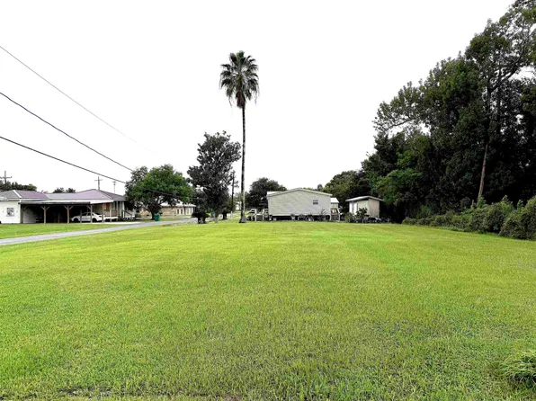 W 216th St, Galliano, LA 70354