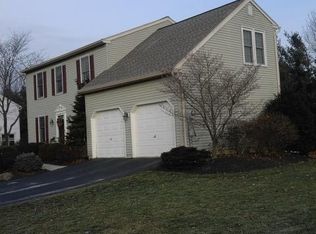 4628 Lenox Dr, Bethlehem, PA 18017