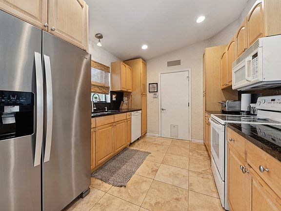 5th image of 3460 SW 3rd Street