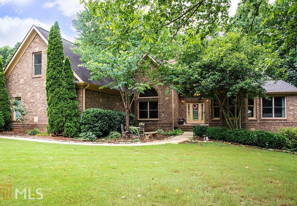 1st image of 70 Fountainhead Dr #0