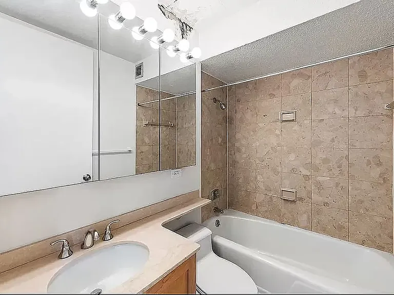 360 E 57th St #7A — Photo 7