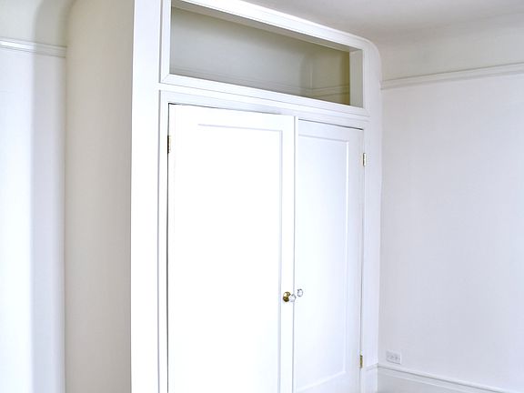 5th image of 1840 Franklin St APT 3