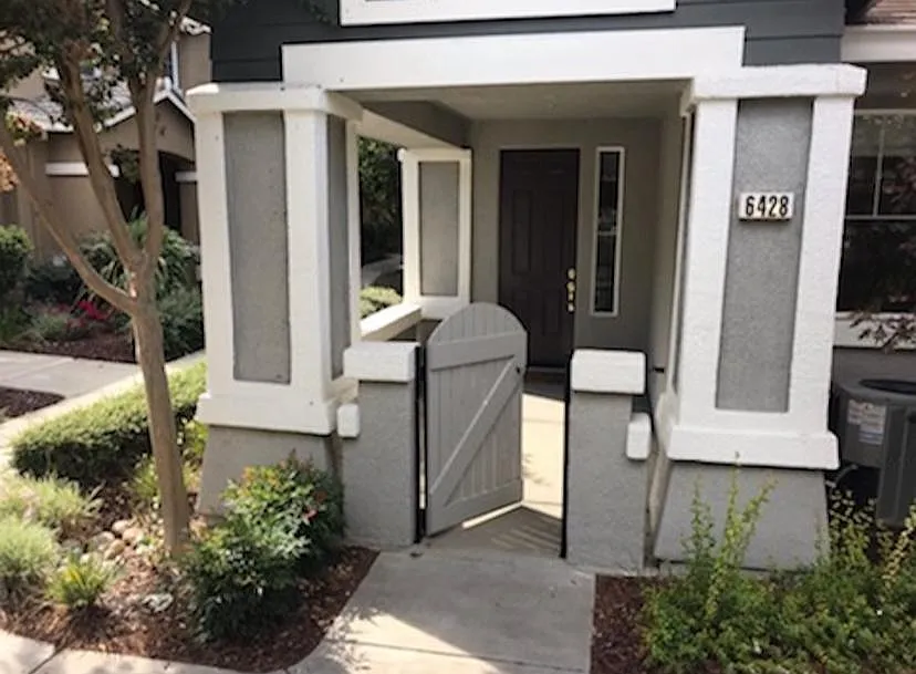 3 bed, 2.5 bath, 1401 sqft, $3,000 — Photo 4