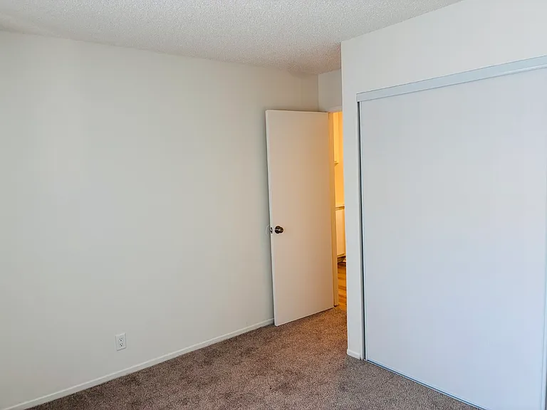 1210 S Sharon Cir #101 — Photo 18