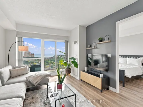 165 Legion Rd N #2029, Toronto, ON M8Y 0B3
