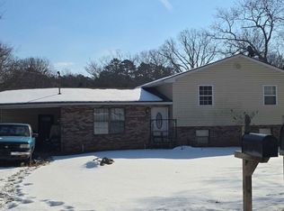 10644 Hopewell Rd, Mineral Point, MO 63660