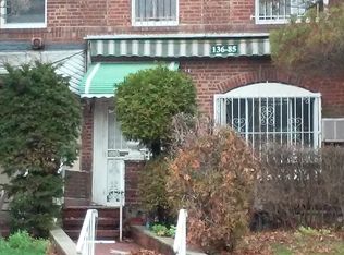 13685 71st Rd, Flushing, NY 11367