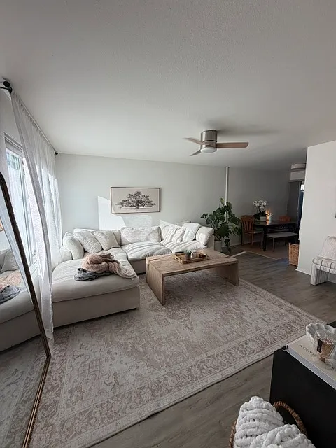 2 bed, 900 sqft, $3,000 — Photo 4