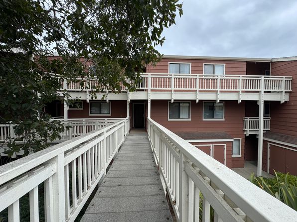 106 Oak Ct