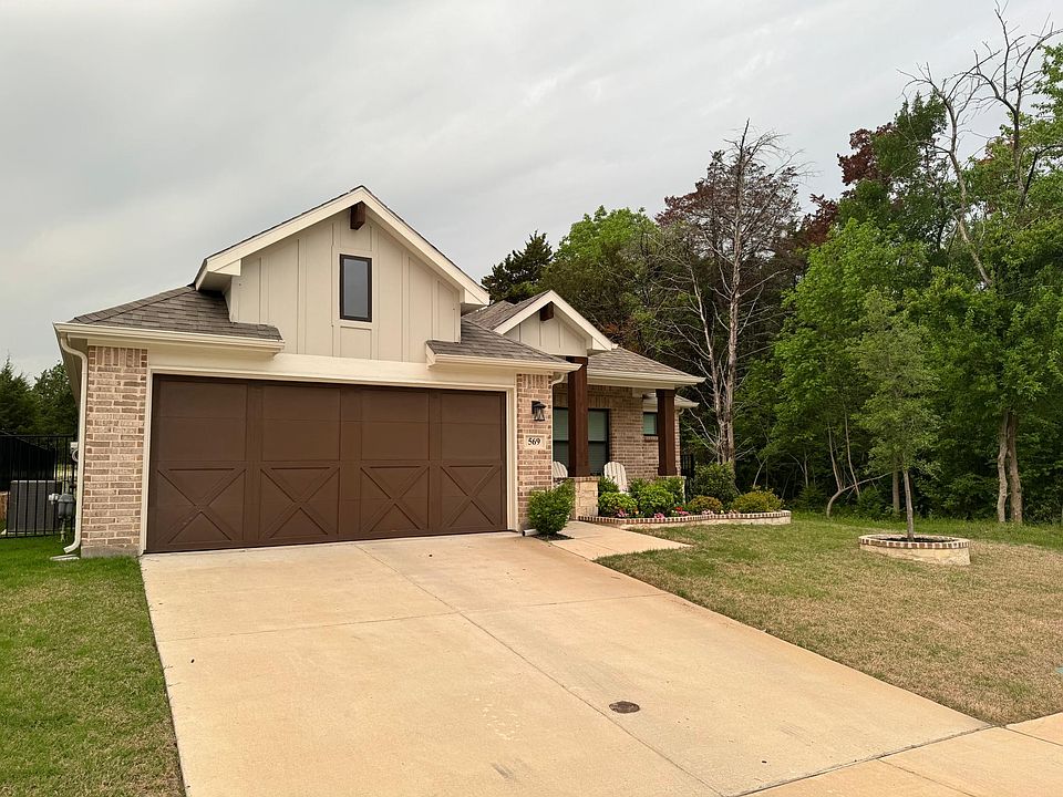 1st image of 569 Torrey Pines Cir