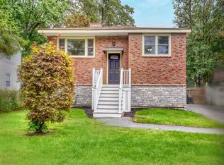 69 Heywood Ave, Melrose, MA 02176