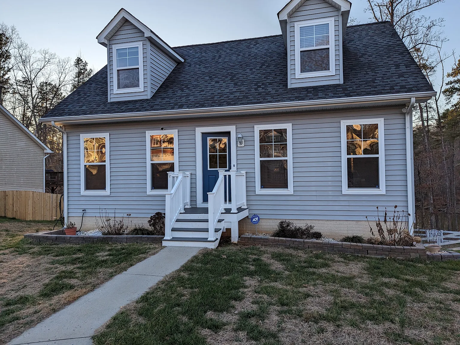 3 bed, 2.5 bath, 1307 sqft, $2,200 — Photo 1