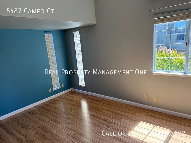 5487 Cameo Ct — Photo 24