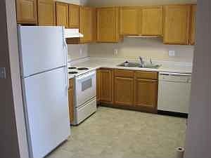 2nd image of 513 Ridgeway Ln NE