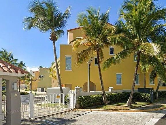 2nd image of Harbour Drive Street PLAZA DEL PUERTO @ PALMAS DEL MAR DRIVE NE #A-9