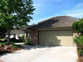 2nd image of 4873 N Lakeview Pl