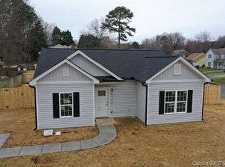8315 Wingfield Ln, Charlotte, NC 28227