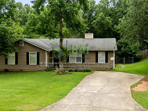 10346 Wisteria Ln, Jonesboro, GA 30238