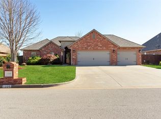 1330 NW 17th St, Newcastle, OK 73065