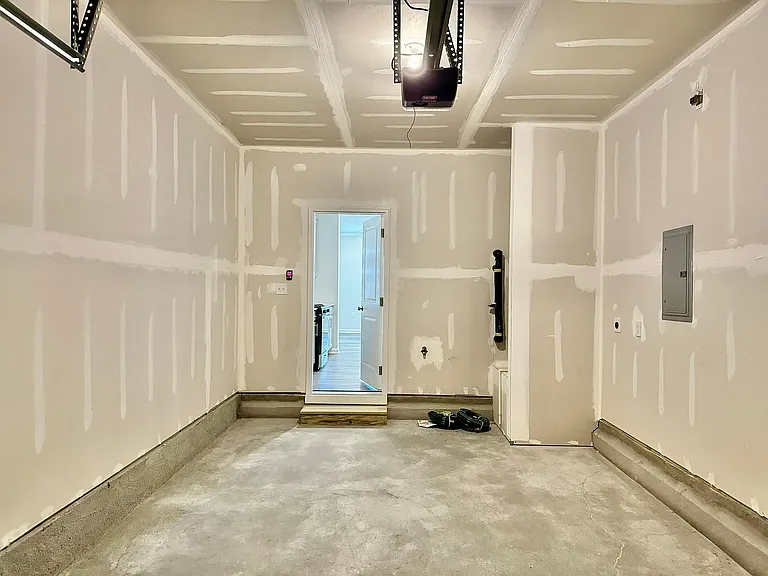 219 Aster Bloom Ln — Photo 17