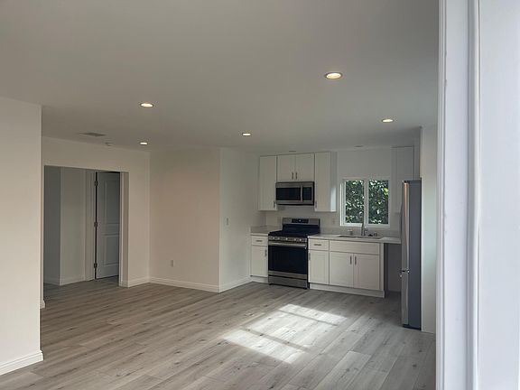 2nd image of 2926 N Brighton St APT 101