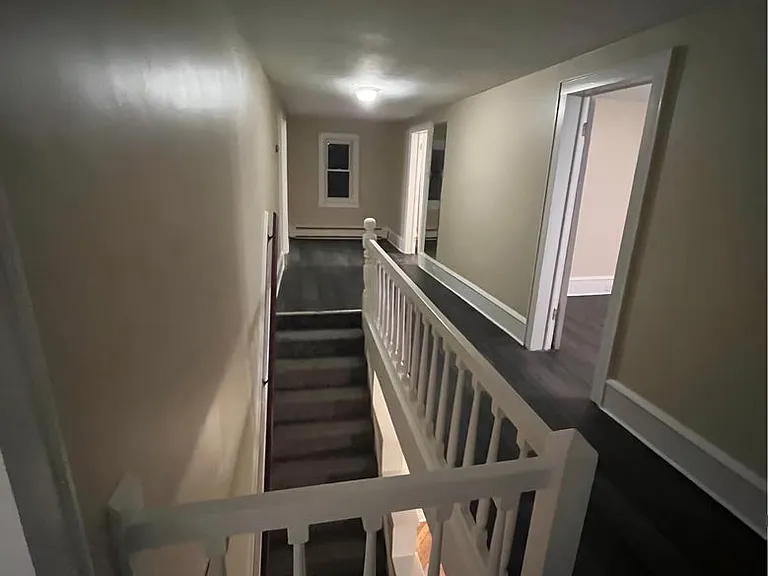 260 E Grove St — Photo 19