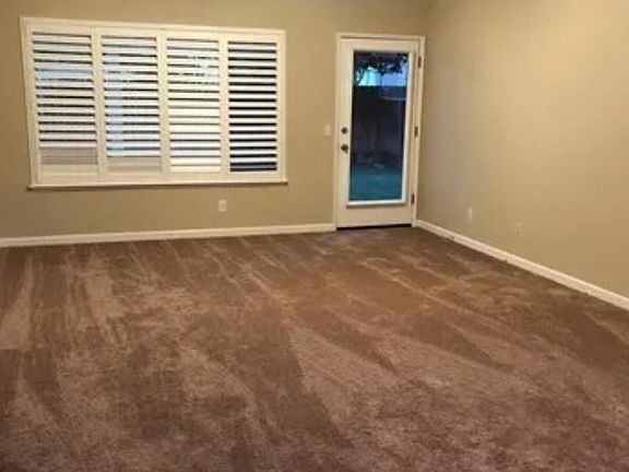 4th image of 1787 Edgewood Ct