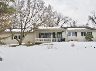 106 Locust Grove Rd, Bainbridge, PA 17502