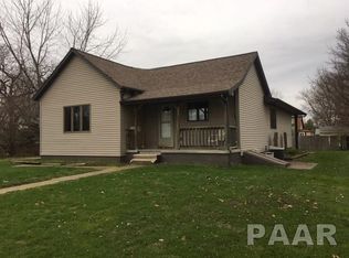 611 E Ash St, Canton, IL 61520