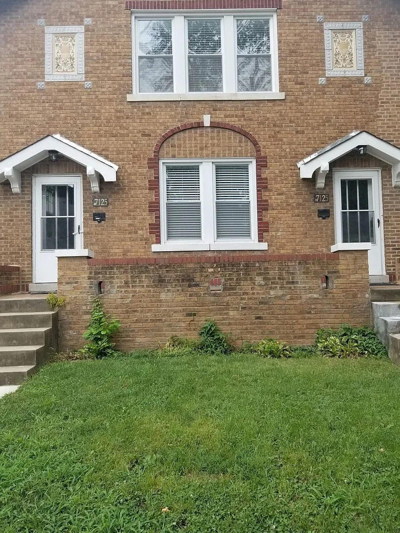 (864) 7125 Tulane — Photo 1