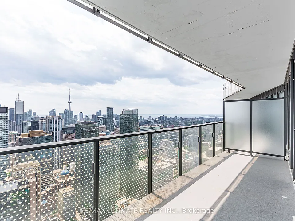 11 Wellesley St W #5003