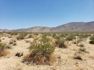1 Cholla Rd, Landers, CA 92285
