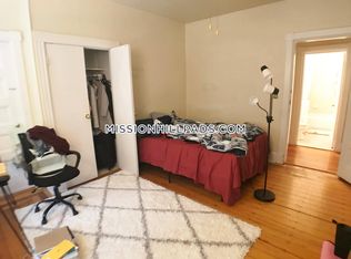 19 Sachem St #2C, Roxbury Crossing, MA 02120